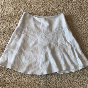 Cabi Lightweight Grey Ruffle Mini Skirt